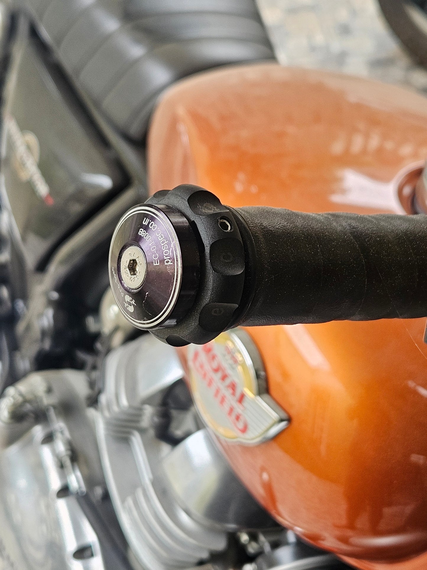 ECZ 008- Easy Cruz Royal Enfield Interceptor