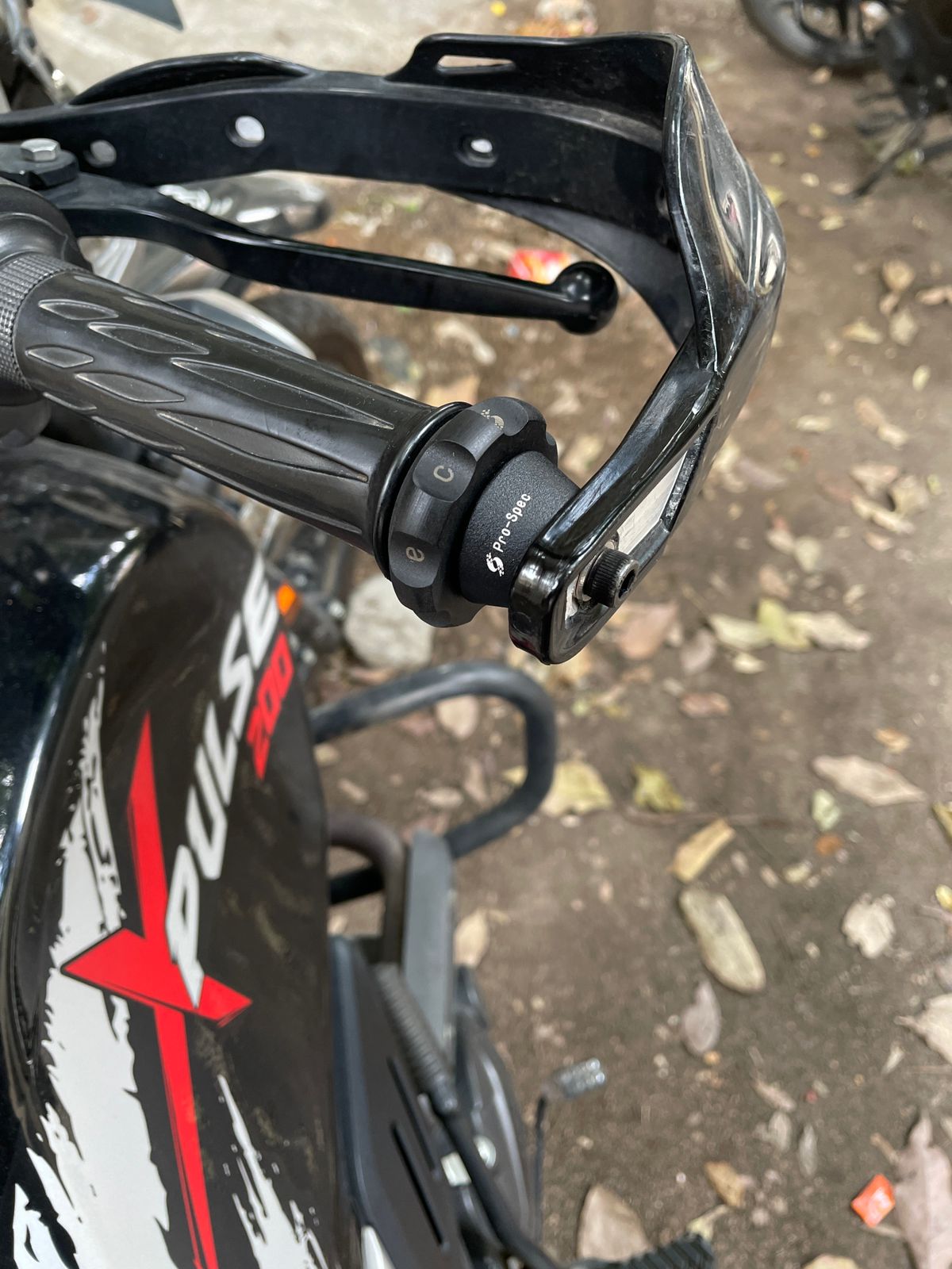 ECZ 020- Easy Cruz Plug Type