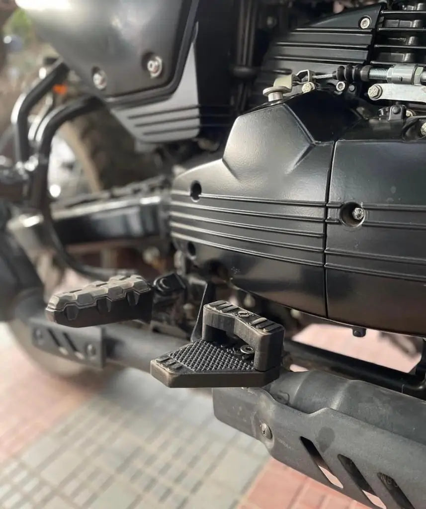 Prospec EB 560 rear brake extender installed on Yezdi Adventure