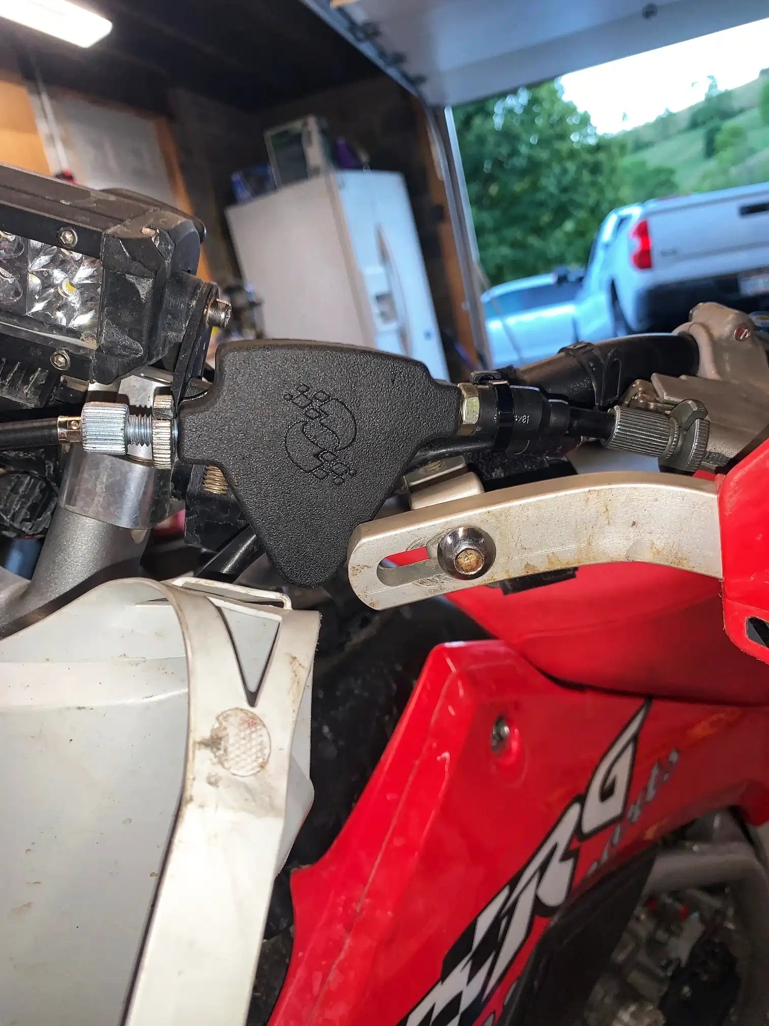 Easy Clutch EC 220 installed on Honda CRF 250R