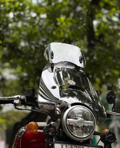 Royal Enfield Super Meteor with Prospec Easy Ride windshield extender