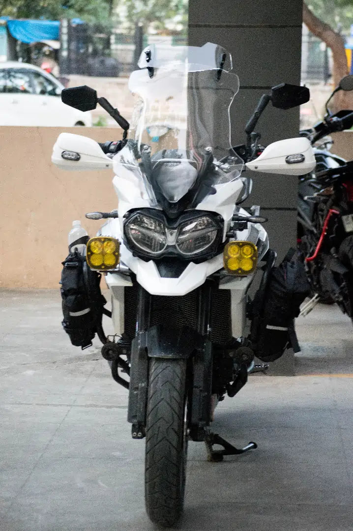 Easy Ride ER 760 windshield extender installed on touring motorcycle