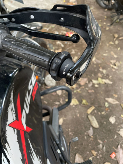 ECZ 020- Easy Cruz Plug Type