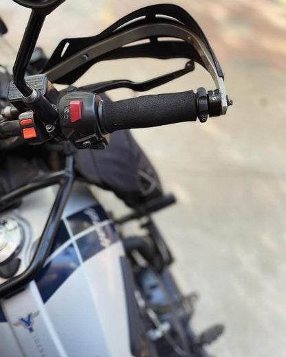 ECZ 024- Easy Cruz Yezdi ADV