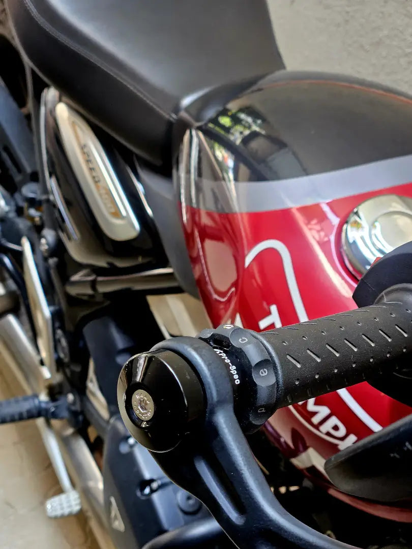 ECZ 029 - Easy Cruz Triumph Street Triple /Speed 400