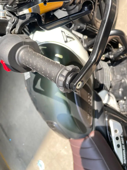 ECZ 032- Easy Cruz Triumph Scrambler 400 x