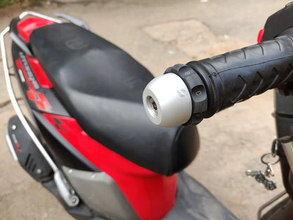 Pro-Spec ECZ 006 Easy Cruz throttle lock installed on TVS Ntorq